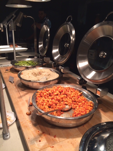 LOUSY FOOD @ THE HYUNDAI CLUB