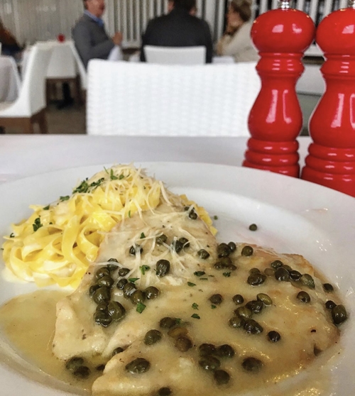 Chicken Picatta At River House In Palm Beach Gardens Florida