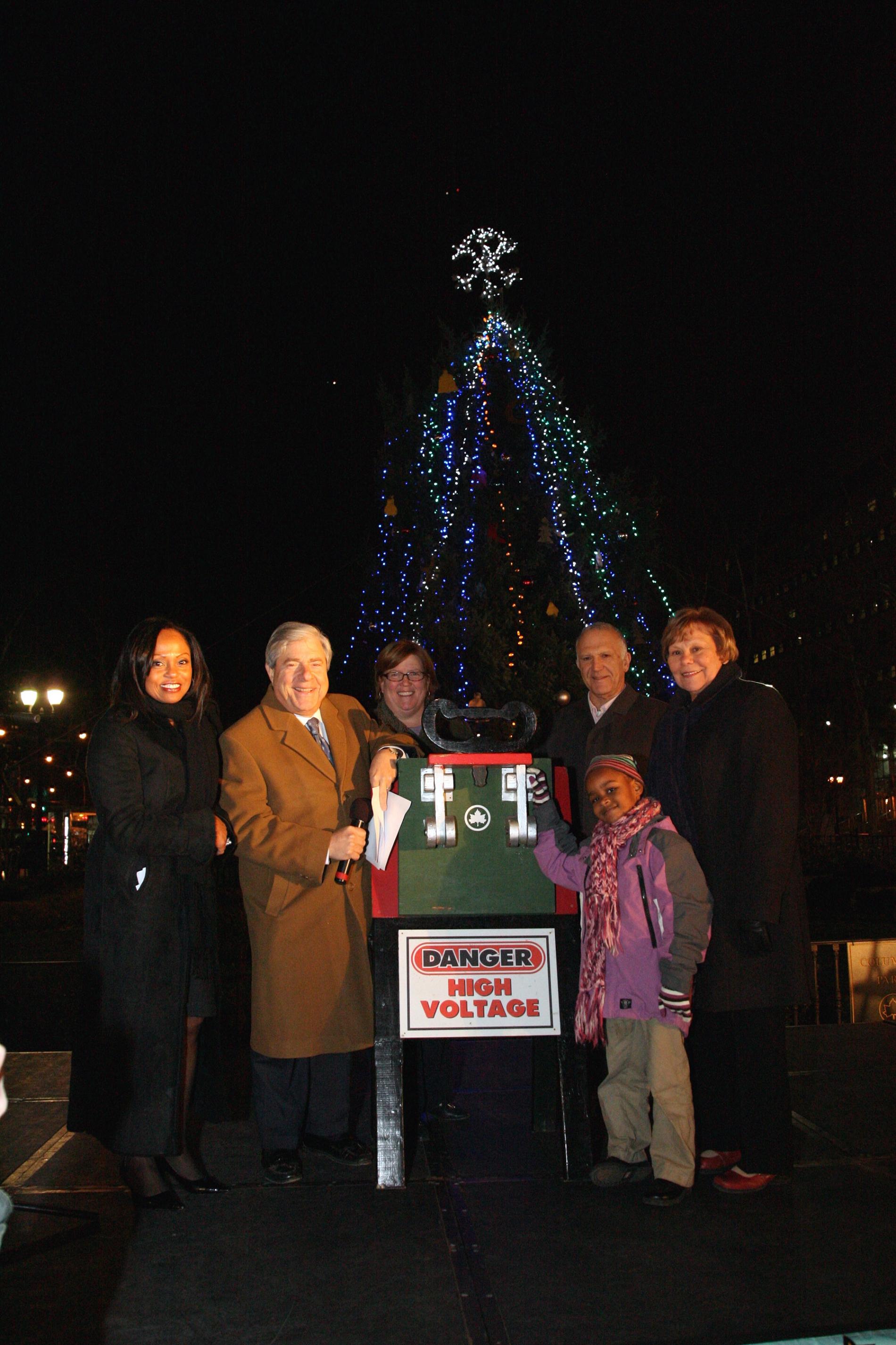 Christmas Tree 2009_marty_nyreblog_com_.JPG