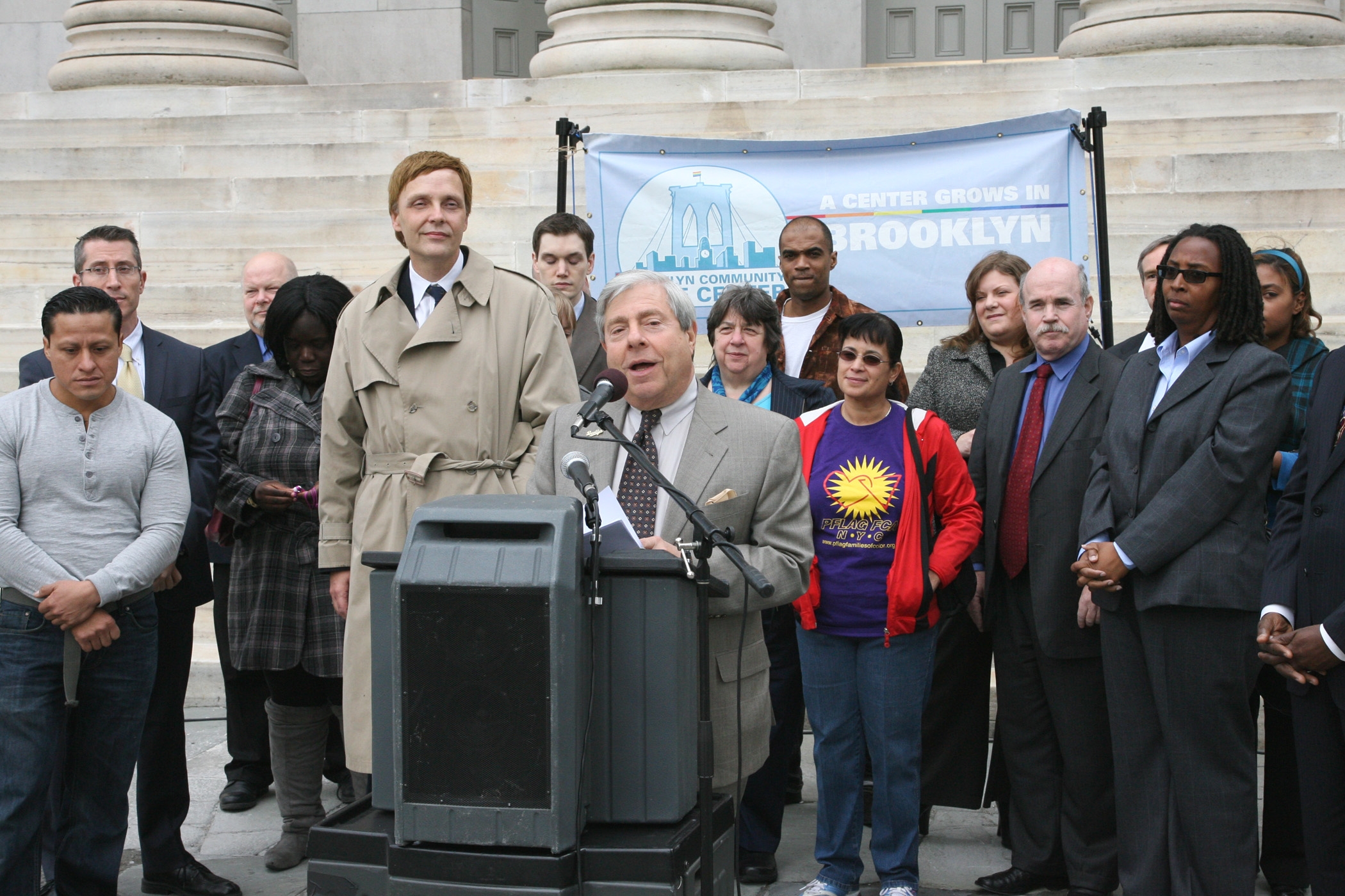 LGBT_Center_marty_markowitz_group_photo_nyreblog_com_.JPG