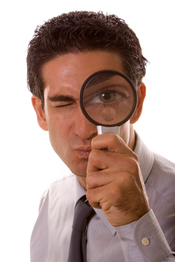 detective_investigator_magnifying_glass_photo_nyreblog_com_.JPG