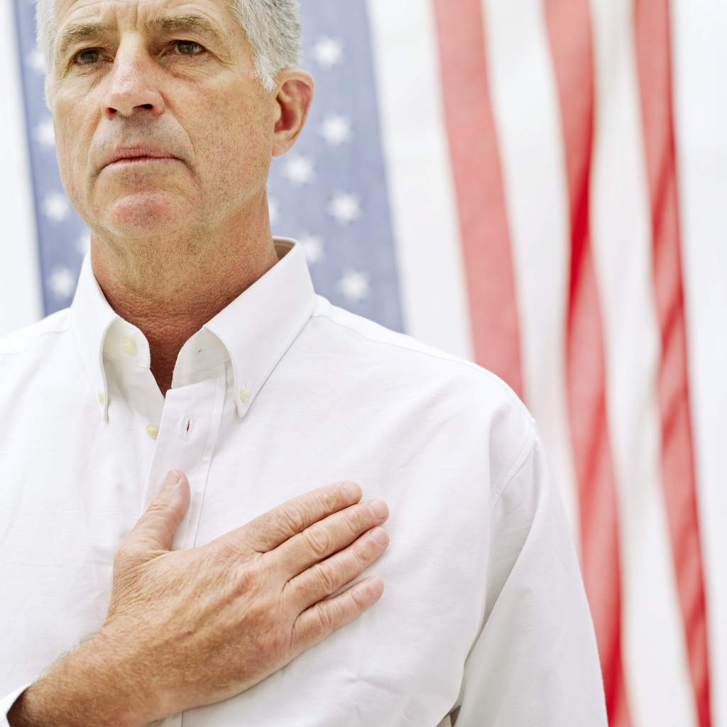 flag_man_photo_nyreblog_com_.JPG