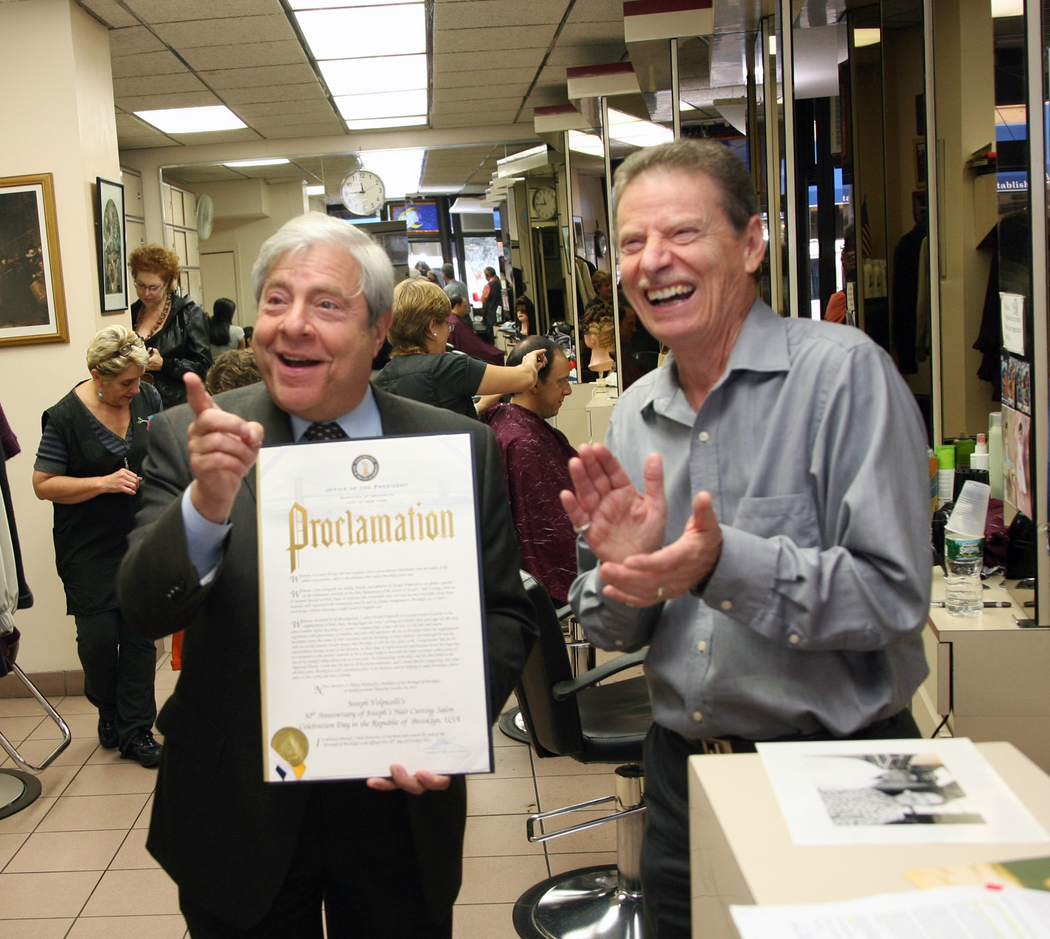 park_slope_barber_1011_nyreblog_com_.JPG