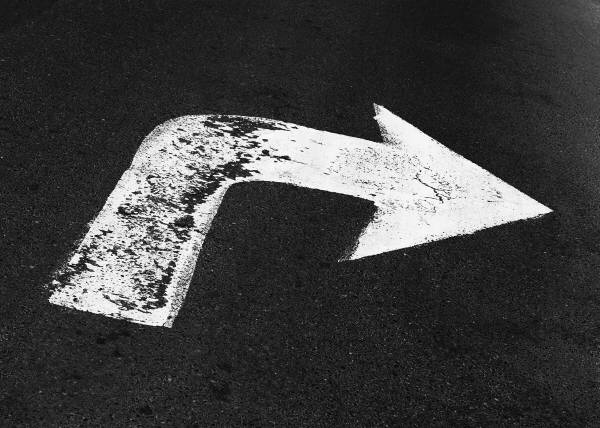 right_turn_sign_nyreblog_com_.JPG