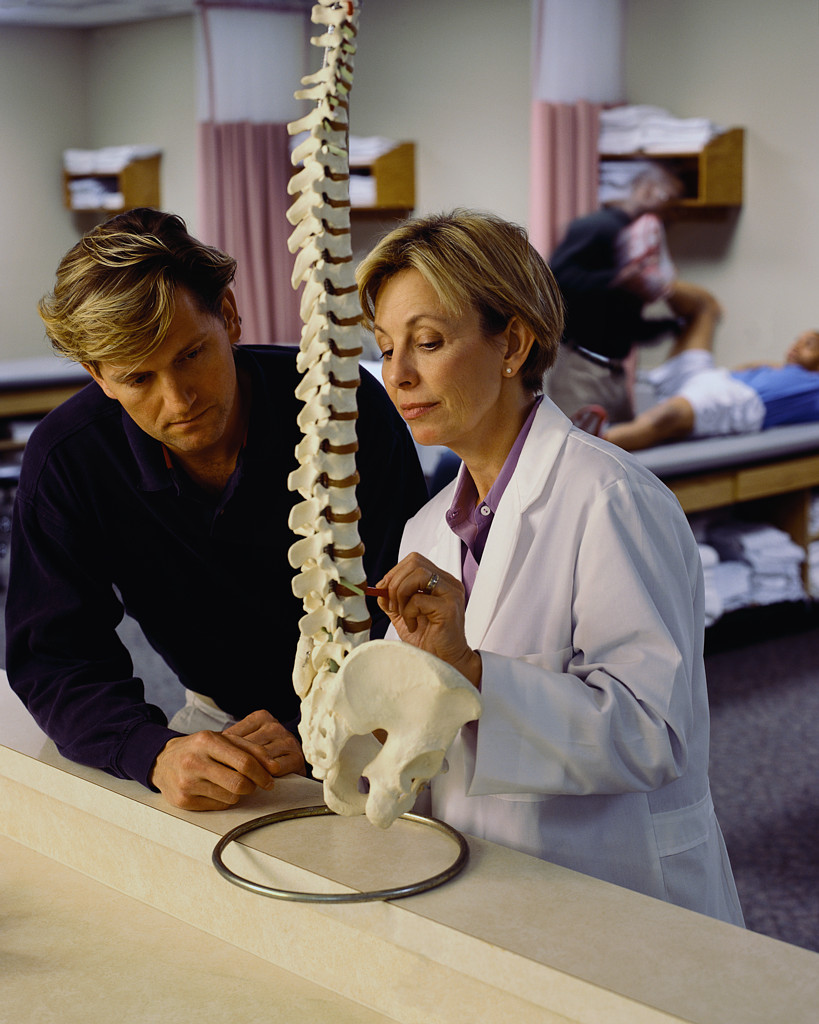 spine_chiropracter_photo_nyreblog_com_.JPG