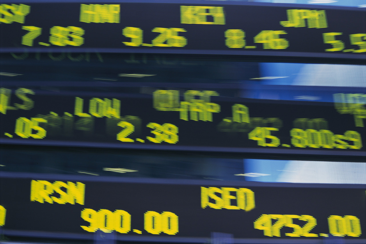 stock_trading_wall_street_photo_nyreblog_com_.JPG