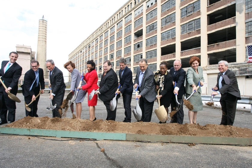 sunset_park_groundbreaking_1020_nyreblog_com_.JPG