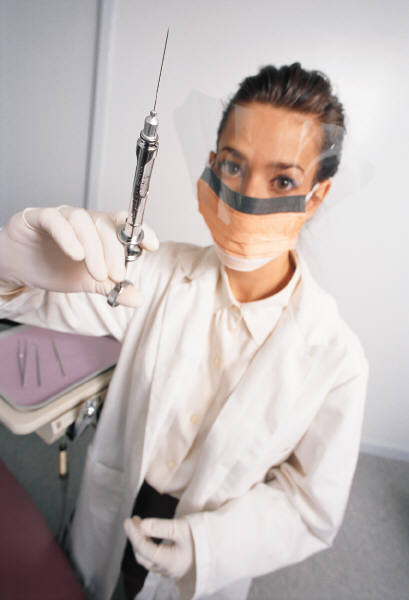 syring_doctor_photo_nyreblog_com_.JPG